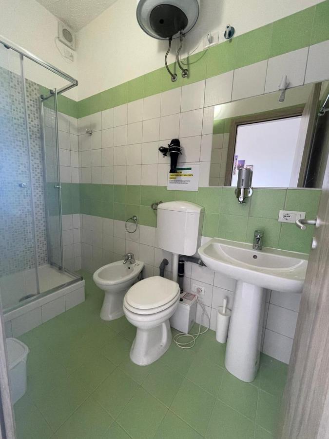 La Finestra Sul Mare B&B Crotone Exterior photo
