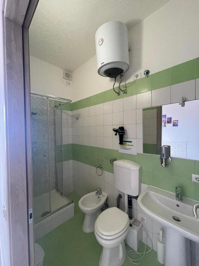 La Finestra Sul Mare B&B Crotone Exterior photo