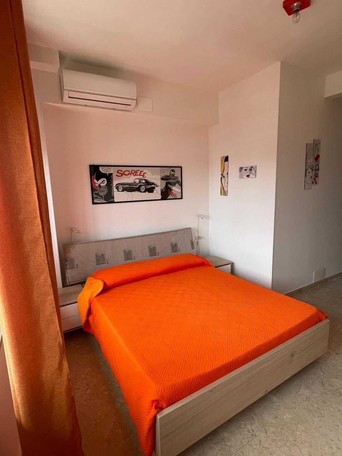 La Finestra Sul Mare B&B Crotone Exterior photo